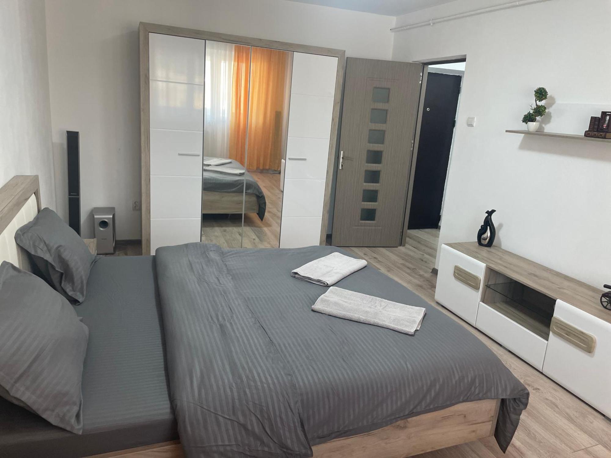 Maria Central Studio Râmnicu Vâlcea Extérieur photo