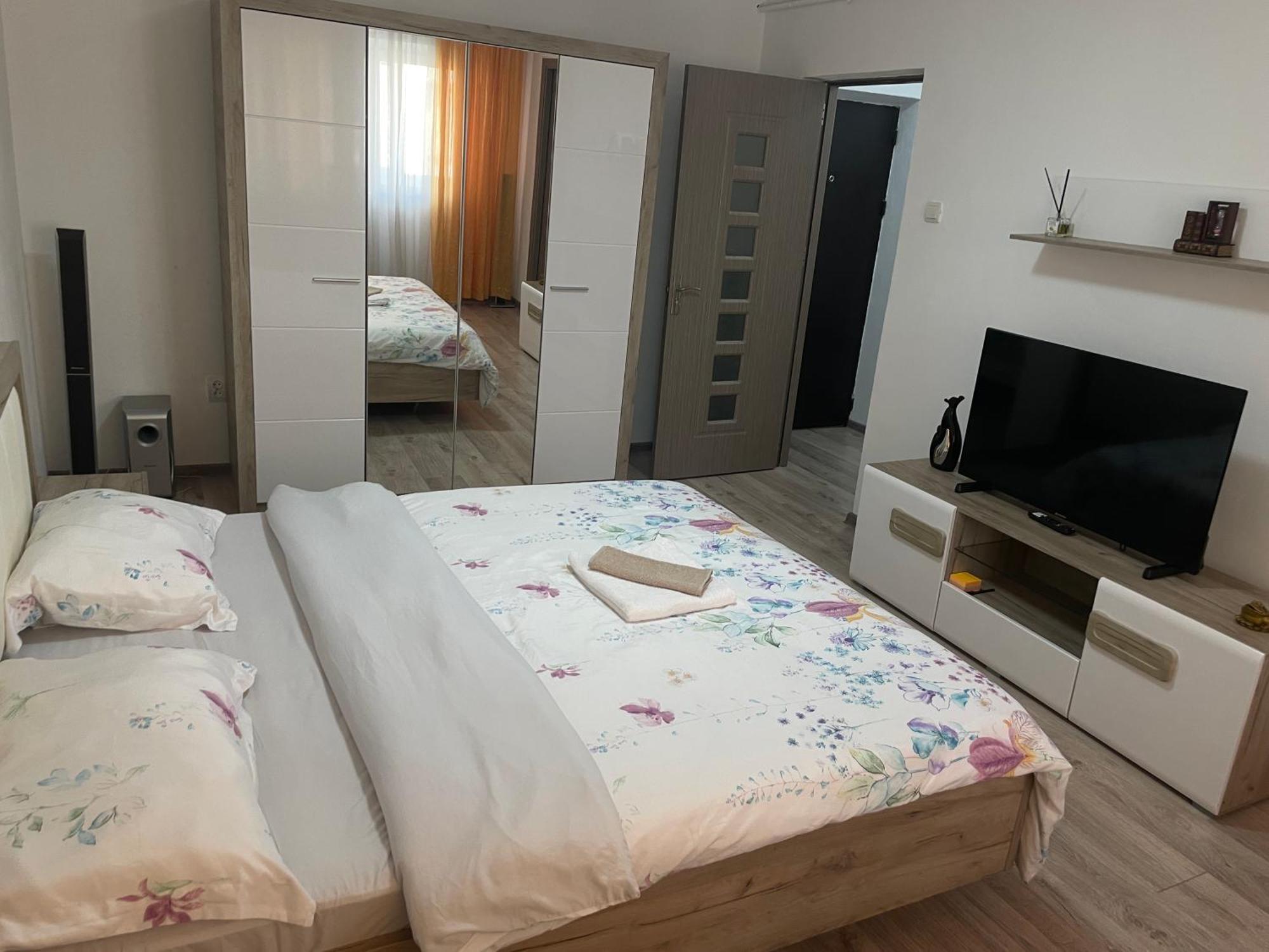 Maria Central Studio Râmnicu Vâlcea Extérieur photo